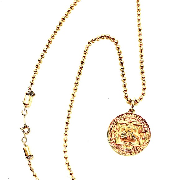 REMARKABLE REAL GOLD LOOKING COIN NECKLACE, LONG CHAIN, CAN BE WORN ON ANY CHAIN - Picture 1 of 4